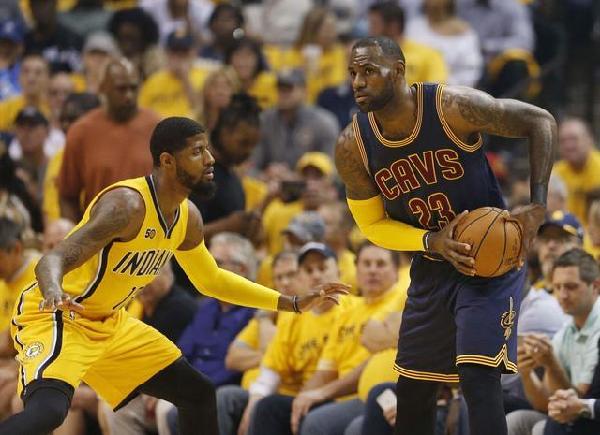 迪卡尼奥：我本认为国米能竞争欧冠榜首，现在却可能掉出前八（迪卡尼奥：曾以为国米能冲击欧冠头名，如今却可能无缘前八）