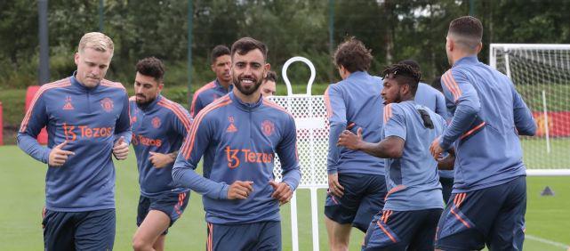 罗体：罗马尼奥利右腿屈肌受伤，或缺席下轮对阵国米的关键战（罗体：罗马尼奥利右腿屈肌受伤，或无缘下轮与国米的关键之战）