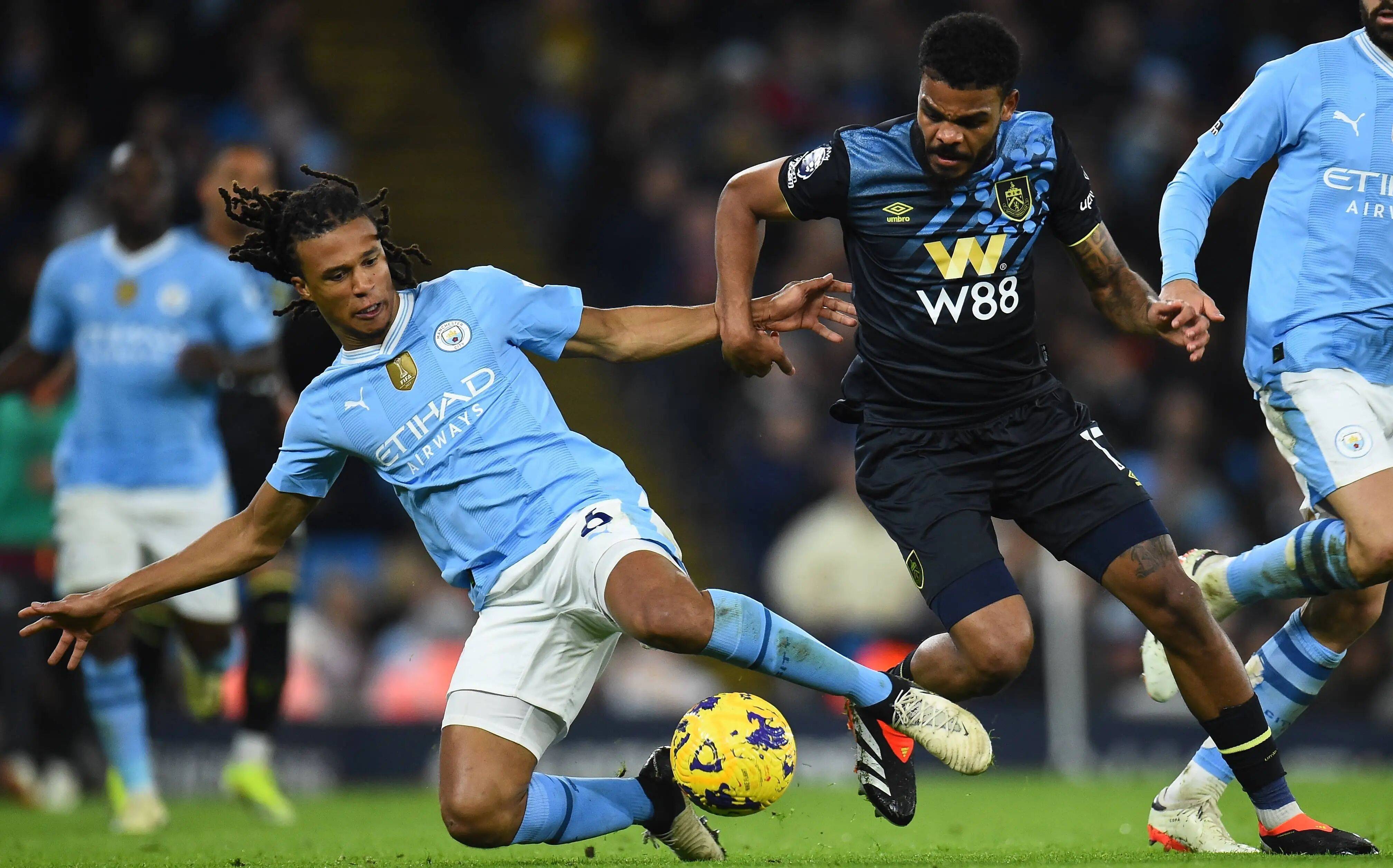 夏普砍下25分却出现8次失误，开拓者18次失误错失逆转（夏普25分伴8失误，开拓者18次失误葬送逆转良机）